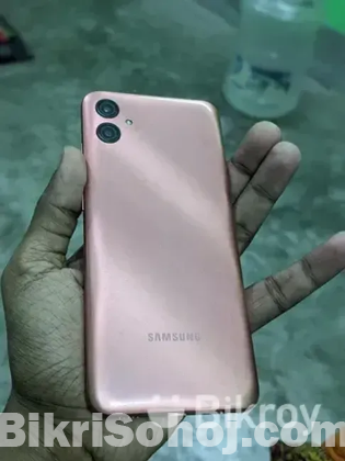 Samsung Galaxy a04e  4/128